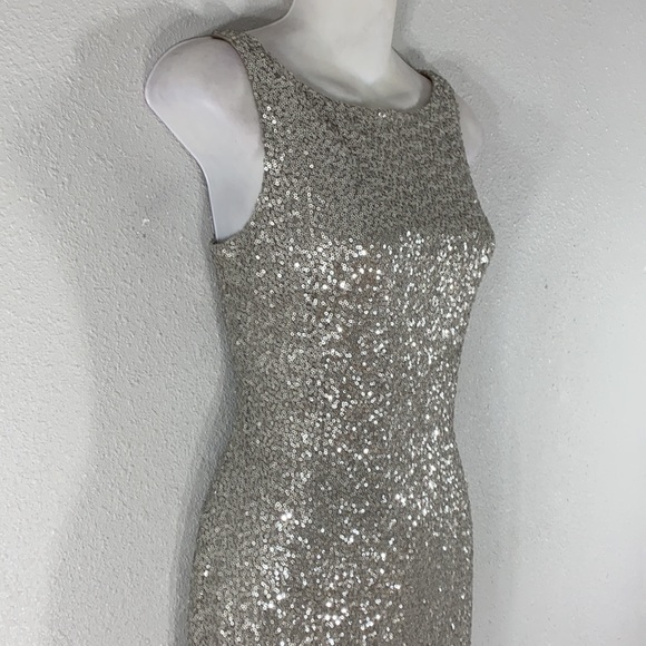Ralph Lauren silver sequin full length gown KX - Picture 5 of 9